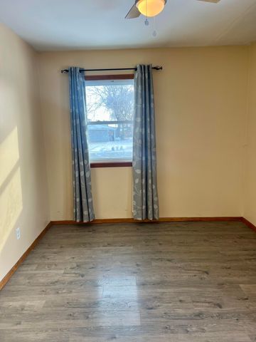 5 Sycamore Lane, Hobart, IN 46342