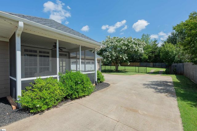 1 Laurel Grove Drive, Simpsonville, SC 29681