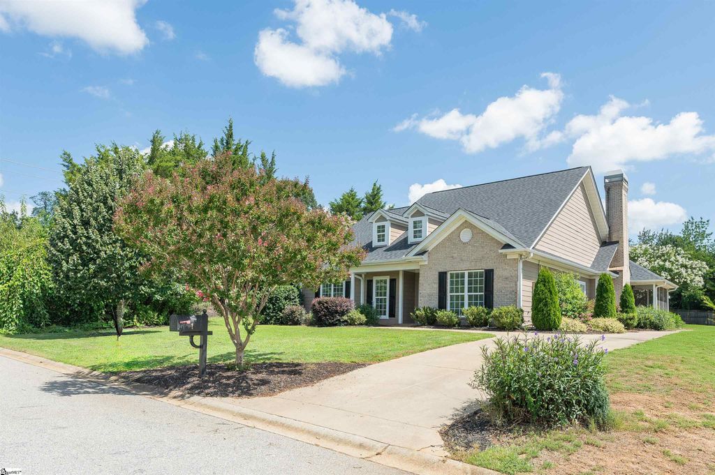 1 Laurel Grove Drive, Simpsonville, SC 29681
