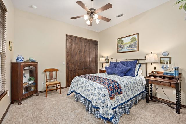 3801-16 E Club House Rd, Kerrville, TX 78028