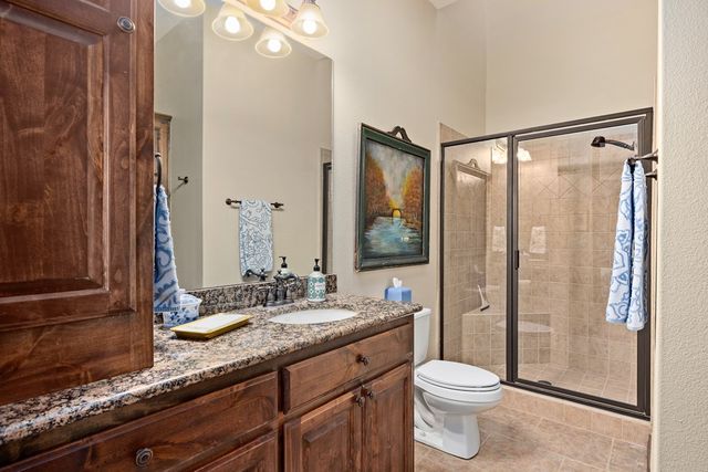 3801-16 E Club House Rd, Kerrville, TX 78028