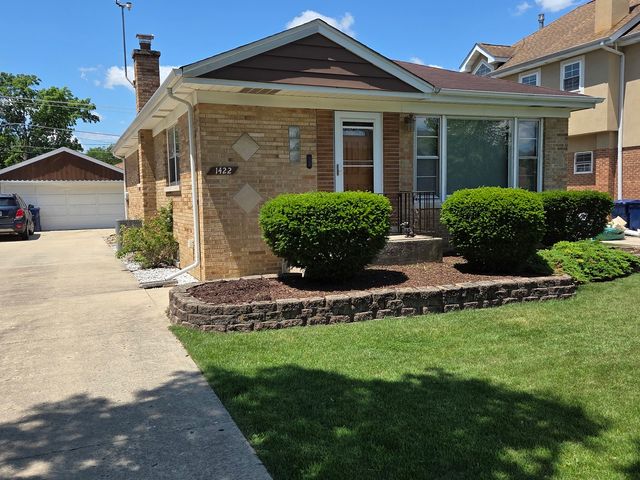1422 Homestead Road, La Grange Park, IL 60526