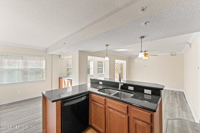 111 25TH Avenue S M14, Jacksonville Beach, FL 32250