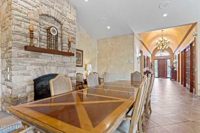 111 25TH Avenue S M14, Jacksonville Beach, FL 32250