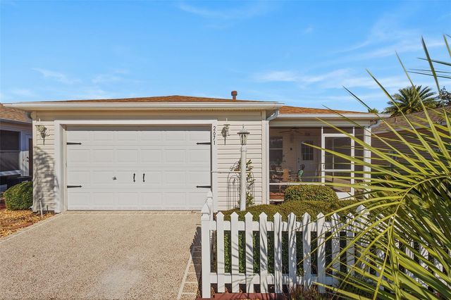 2671 COLLINGTON DRIVE, The Villages, FL 32162