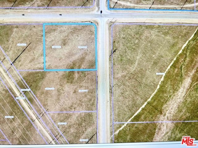 90 W Avenue K, Del Sur, CA 93536