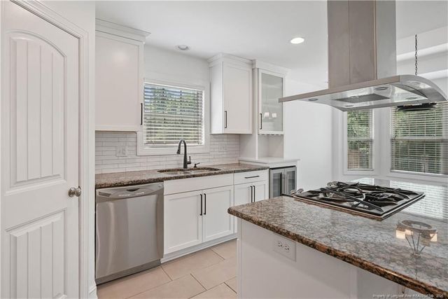 439 W Summerchase Drive, Fayetteville, NC 28311