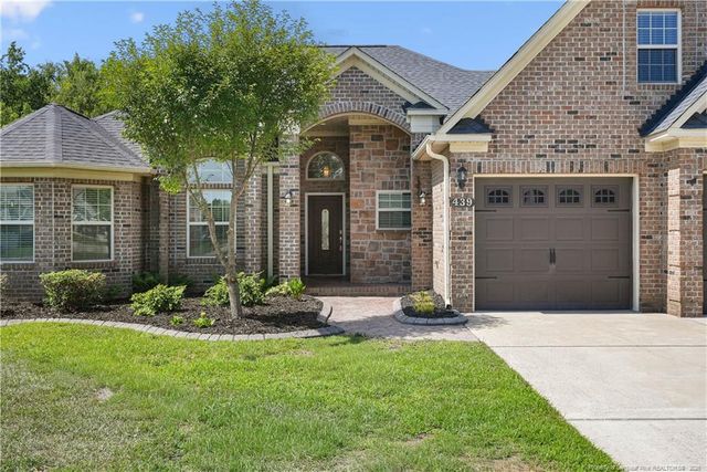439 W Summerchase Drive, Fayetteville, NC 28311