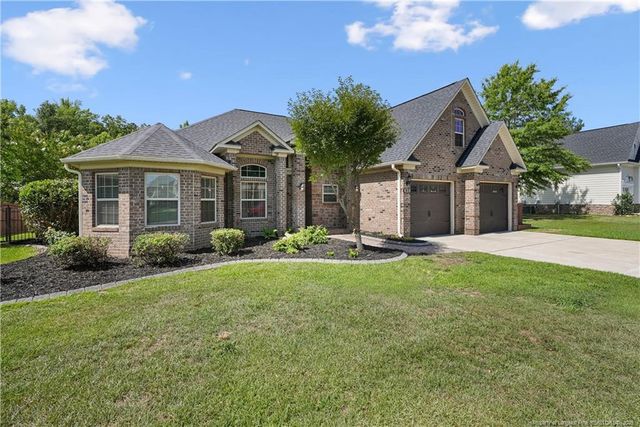 439 W Summerchase Drive, Fayetteville, NC 28311