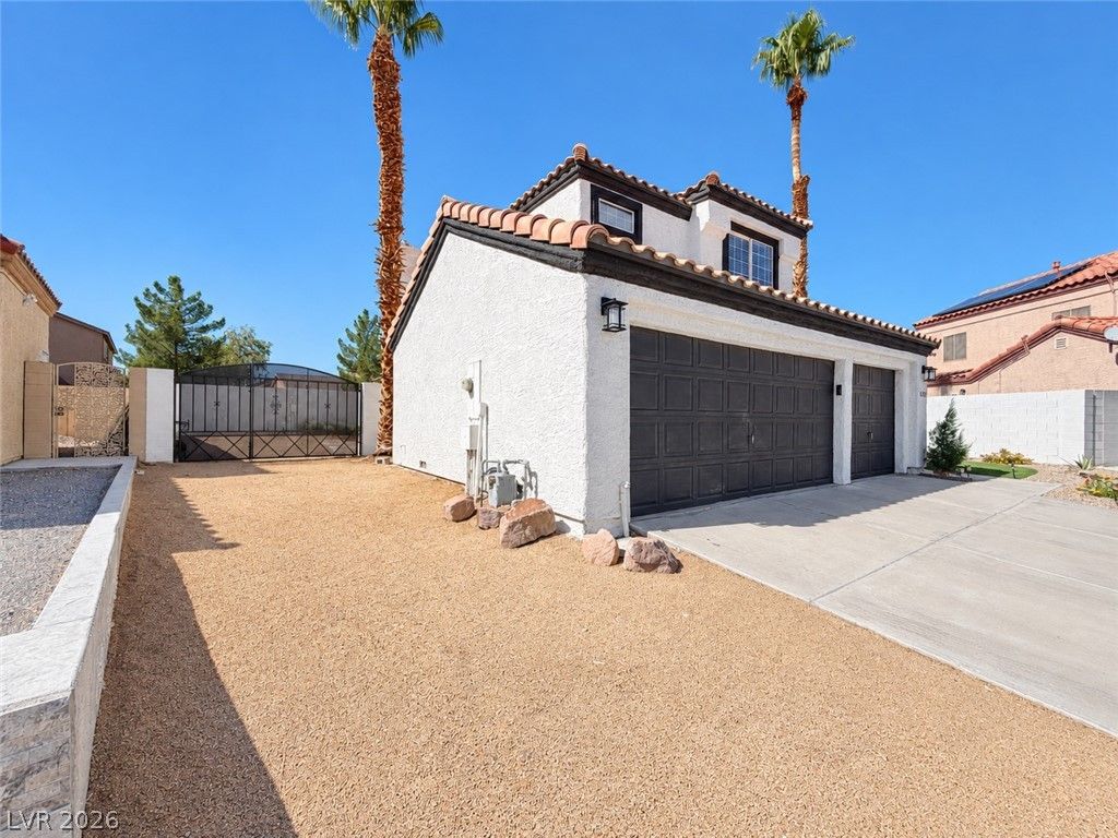 4233 Glass Lantern Drive, North Las Vegas, NV 89032 — photo 3