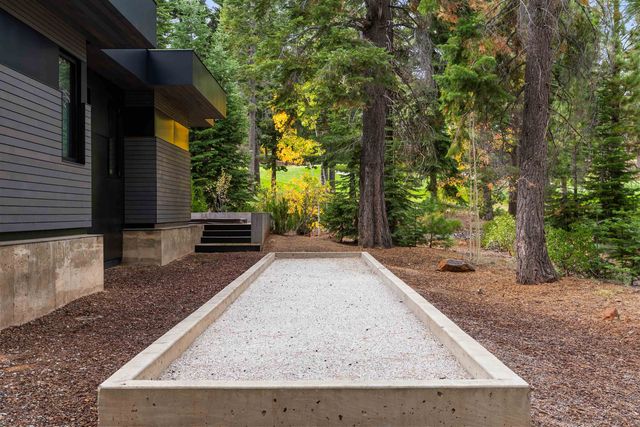 10632 Olana Drive, Truckee, CA 96161