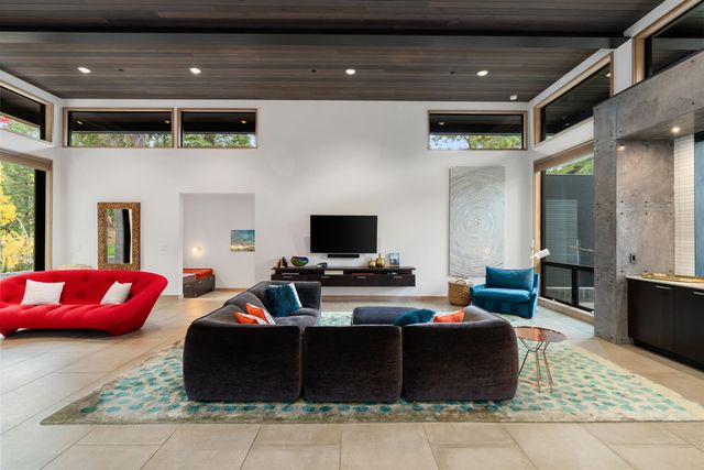 10632 Olana Drive, Truckee, CA 96161