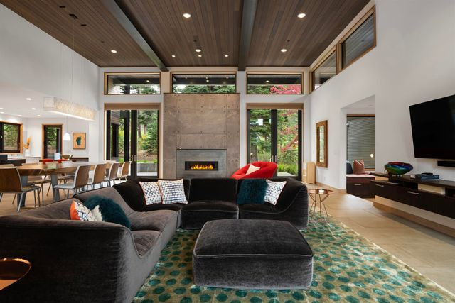 10632 Olana Drive, Truckee, CA 96161