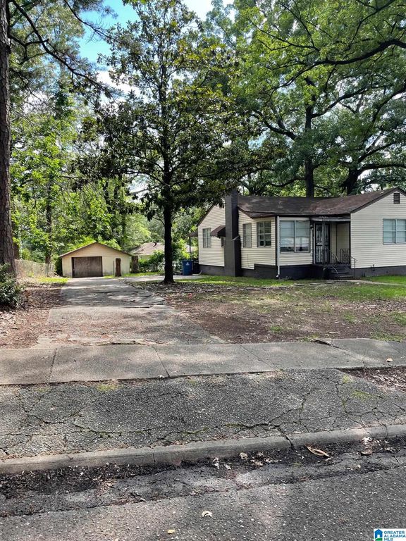 521 OSCEOLA CIRCLE, Fairfield, AL 35064