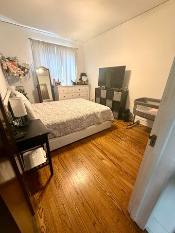 7639 W Jackson Boulevard 1E, Forest Park, IL 60130