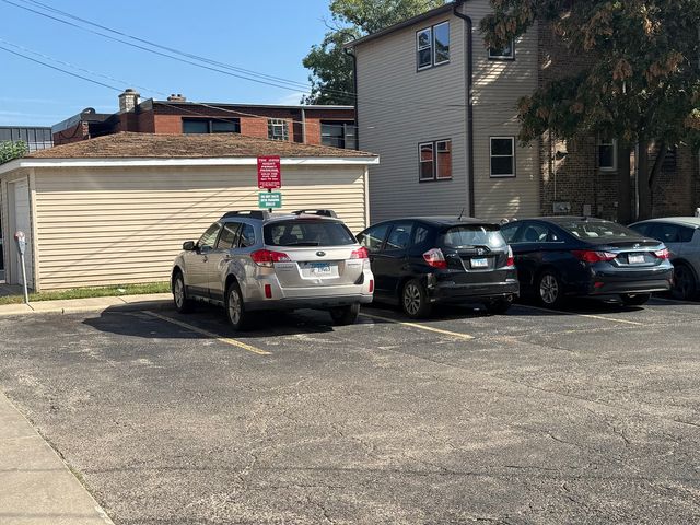 7639 W Jackson Boulevard 1E, Forest Park, IL 60130