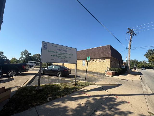 7639 W Jackson Boulevard 1E, Forest Park, IL 60130