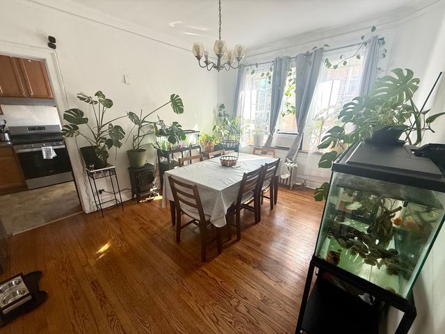 7639 W Jackson Boulevard 1E, Forest Park, IL 60130
