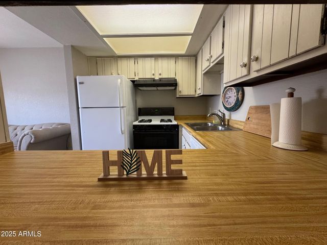 875 E LANCASTER Circle, Florence, AZ 85132