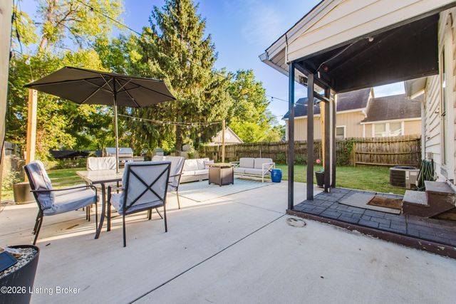 3034 University Rd, Louisville, KY 40206