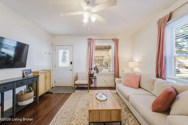 3034 University Rd, Louisville, KY 40206