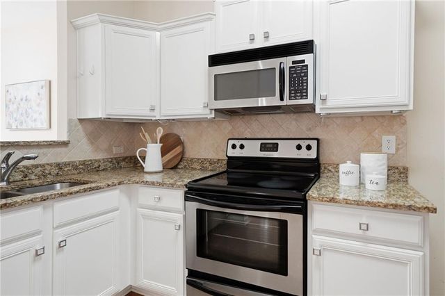 3801 Thayer Trace, Duluth, GA 30096