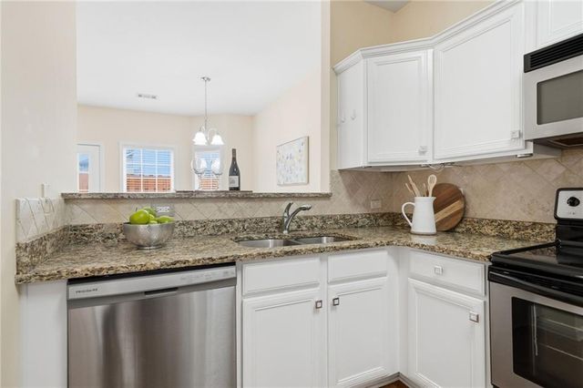 3801 Thayer Trace, Duluth, GA 30096