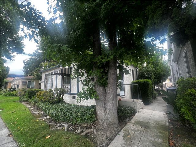136 N Pass, Burbank, CA 91505