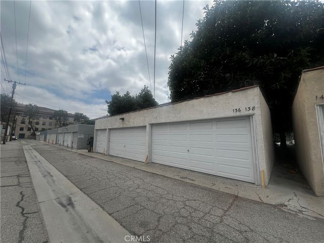 136 N Pass, Burbank, CA 91505