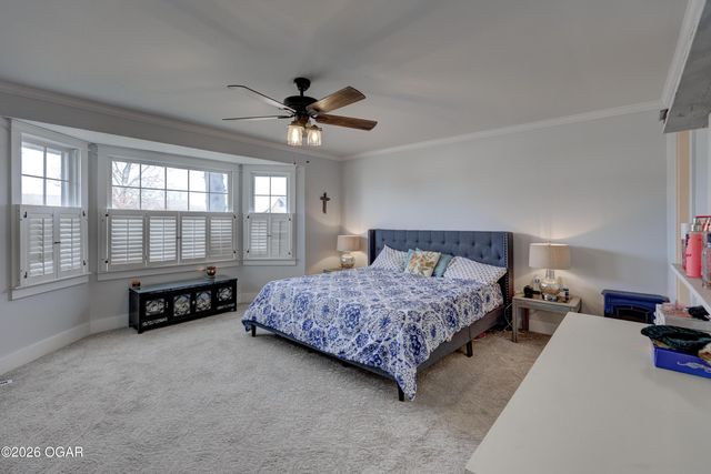 306 Lakeview Lane, Carl Junction, MO 64834