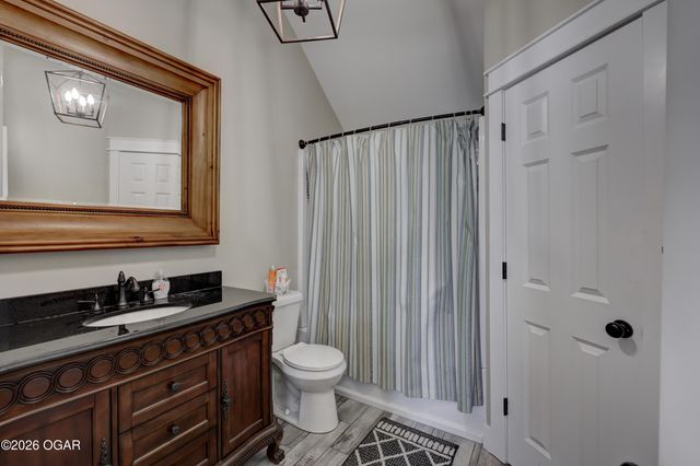 306 Lakeview Lane, Carl Junction, MO 64834