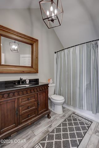 306 Lakeview Lane, Carl Junction, MO 64834