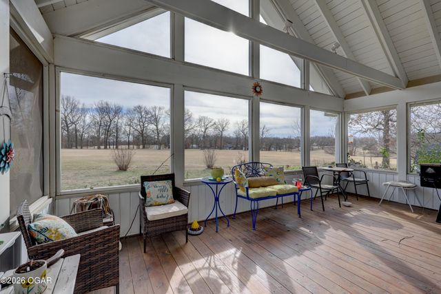 306 Lakeview Lane, Carl Junction, MO 64834