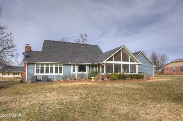 306 Lakeview Lane, Carl Junction, MO 64834