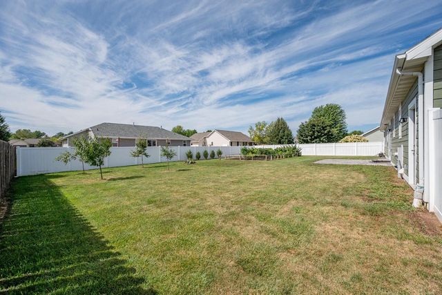 2352 OAK RIDGE CIRCLE, De Pere, WI 54115