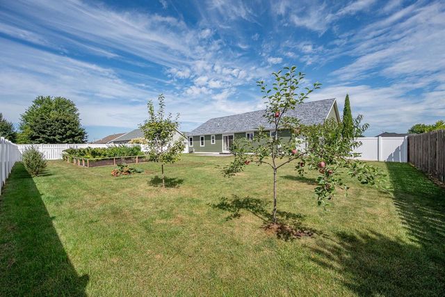 2352 OAK RIDGE CIRCLE, De Pere, WI 54115