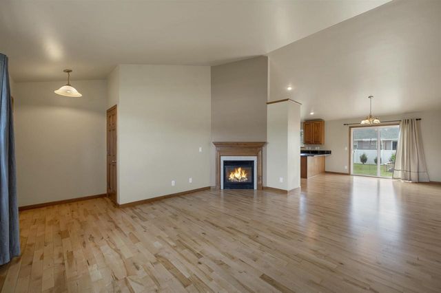 2352 OAK RIDGE CIRCLE, De Pere, WI 54115