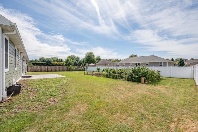 2352 OAK RIDGE CIRCLE, De Pere, WI 54115
