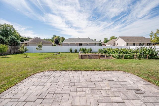 2352 OAK RIDGE CIRCLE, De Pere, WI 54115