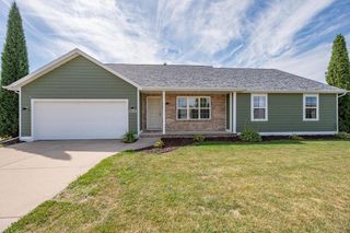 2352 OAK RIDGE CIRCLE, De Pere, WI 54115