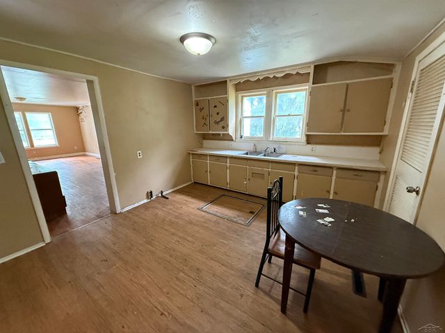 123 N Clark Street, Chesaning, MI 48616