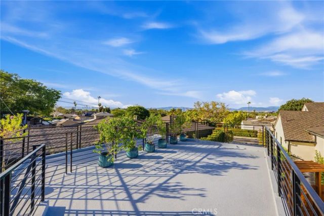5110 Orange, Los Angeles, CA 90008