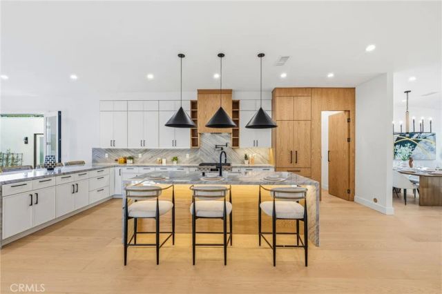 5110 Orange, Los Angeles, CA 90008