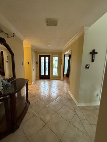 2902 Arrowhead Drive, Sugar Land, TX 77479