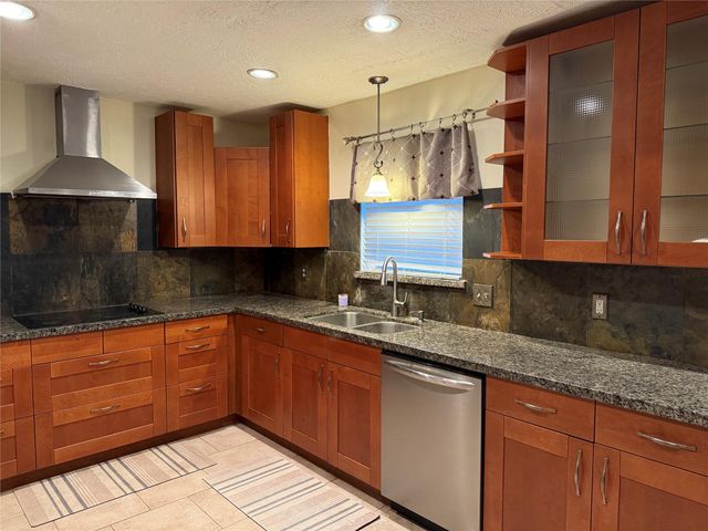 2902 Arrowhead Drive, Sugar Land, TX 77479