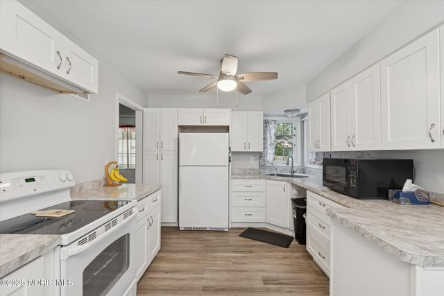 3512 Wyckliffe Parkway, Toledo, OH 43606