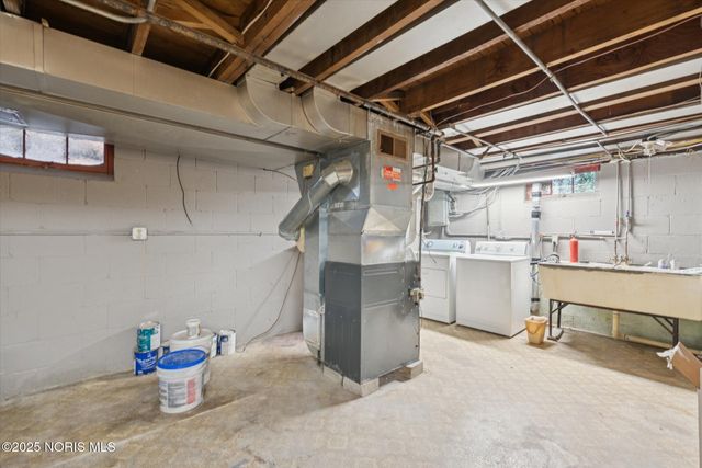 3512 Wyckliffe Parkway, Toledo, OH 43606