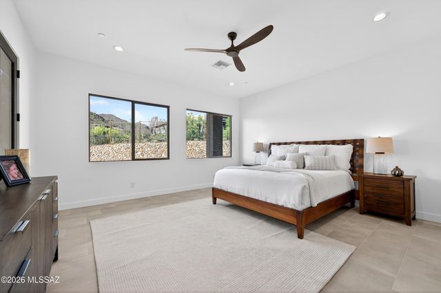 4940 W Dove Nest Place, Marana, AZ 85658