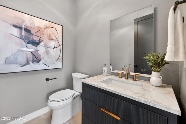 4940 W Dove Nest Place, Marana, AZ 85658