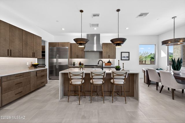 4940 W Dove Nest Place, Marana, AZ 85658